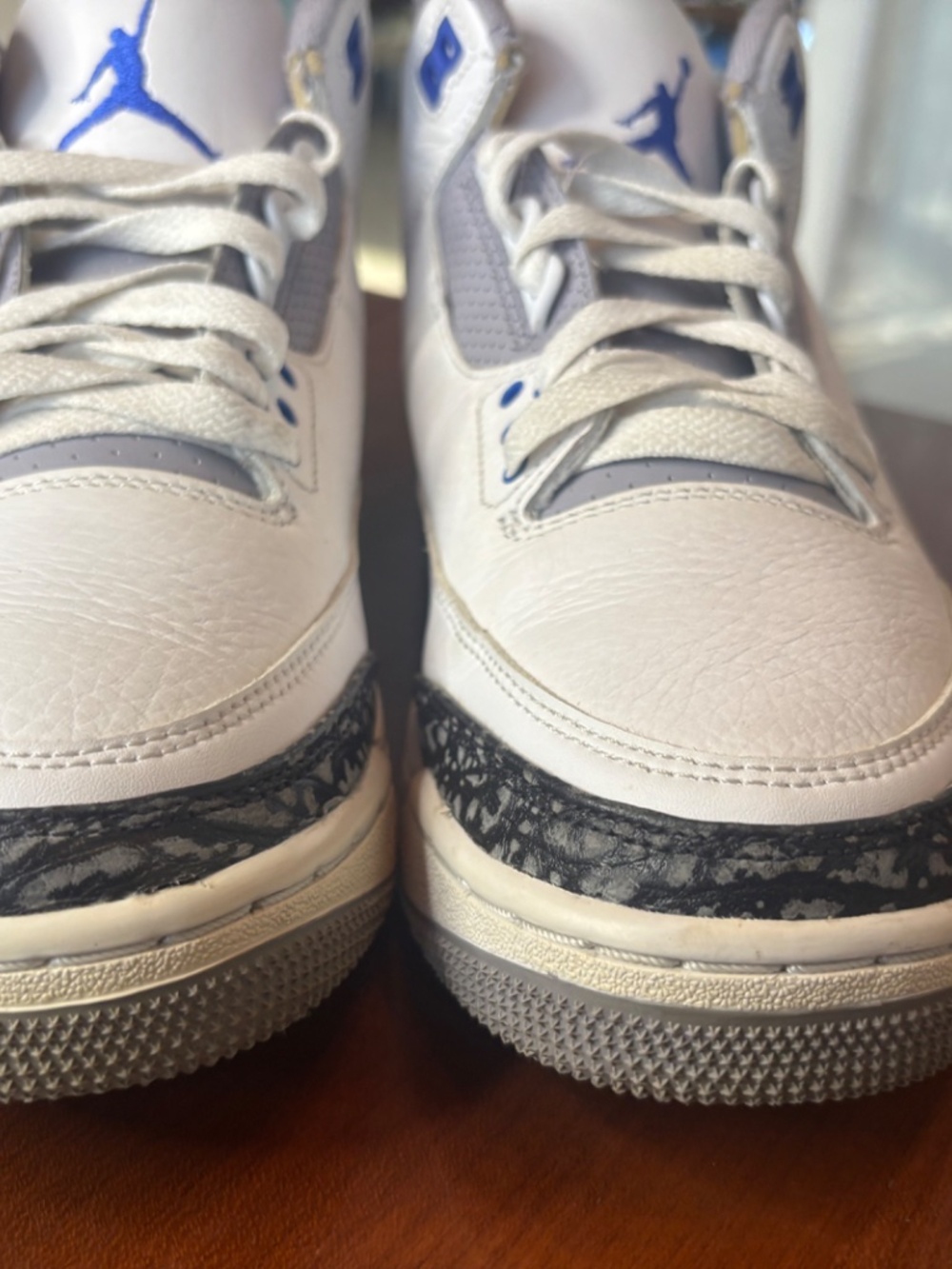 sneakers - Picture 5 of 11